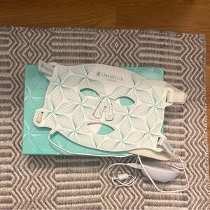 Omnilux LED Facial Mask